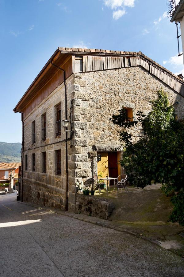 La Higuera Villa Villarejo del Valle Luaran gambar